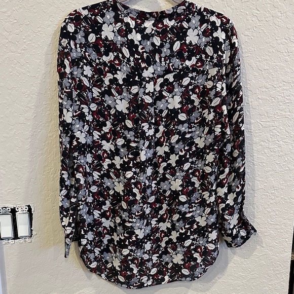 Veronica Beard Floral Blouse - size 12 - Picture 5 of 5